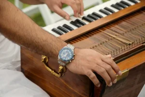 How to Maintain and Tune a Harmonium at Home?